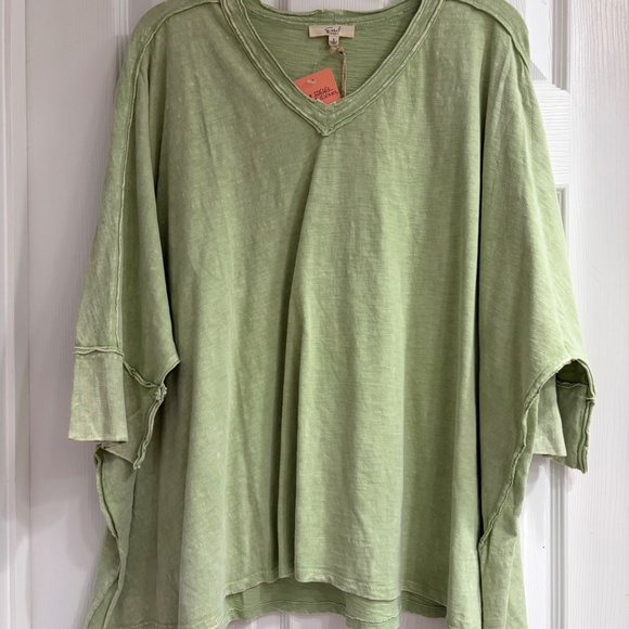 New Easel Oversized 3/4 Sleeve Top V Neck Pullover T-Shirt Green Size Small - Picture 6 of 11